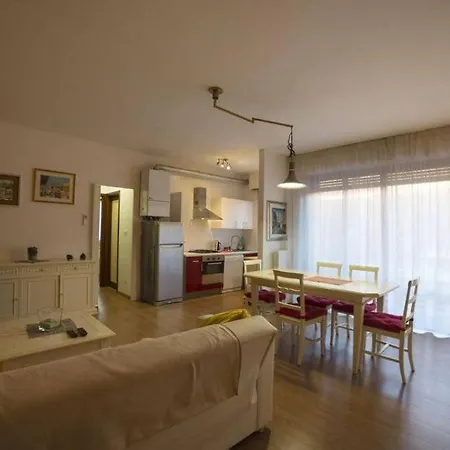 Apartment Solaris With Swimming Pool